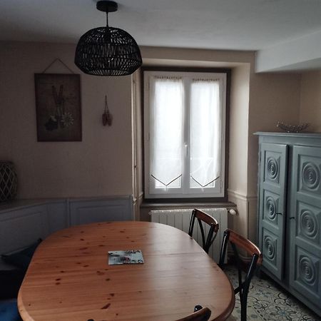 Maison De Village Dans Une Rue Calme Ax-les-Thermes Luaran gambar