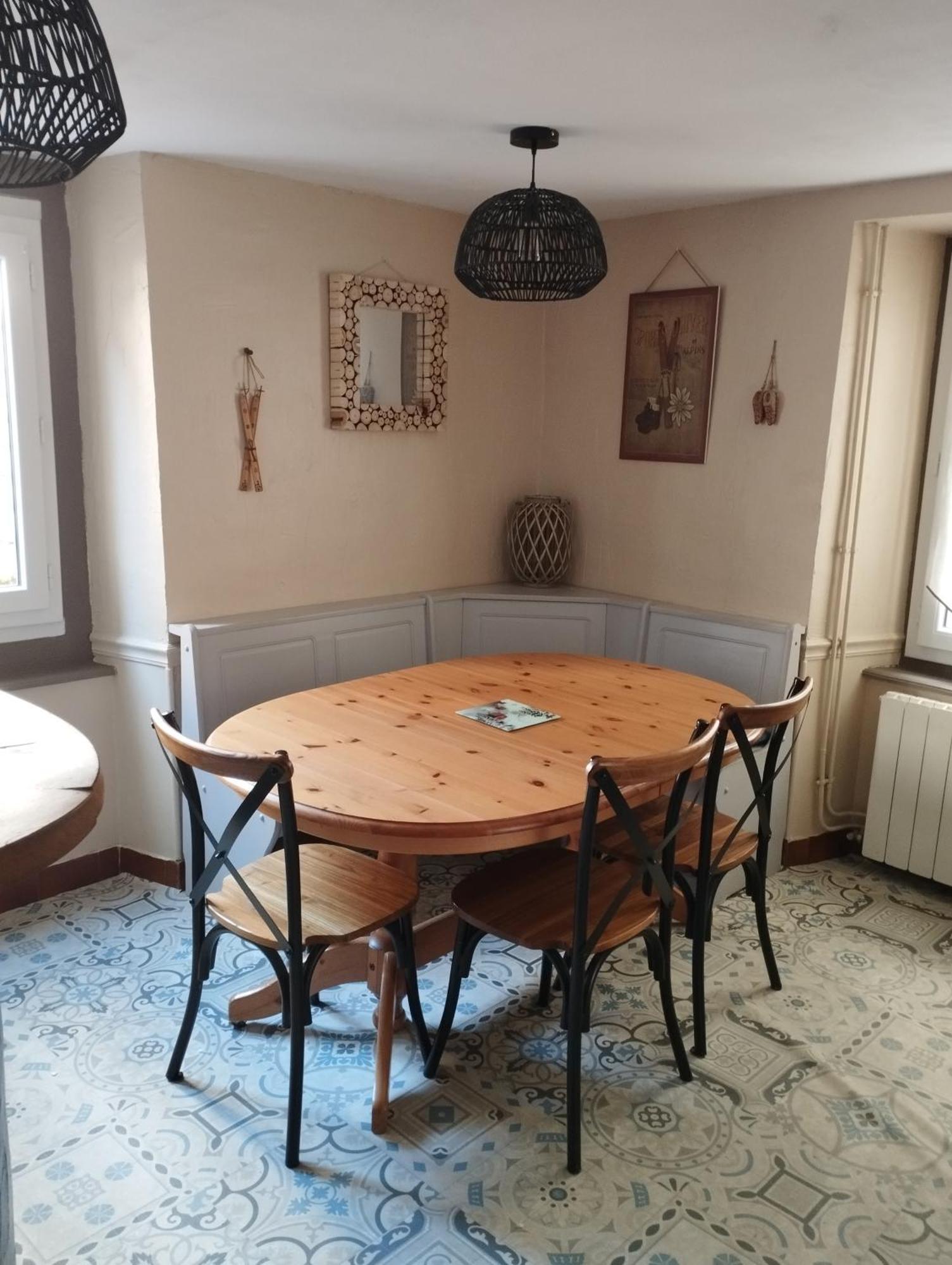 Maison De Village Dans Une Rue Calme Ax-les-Thermes Luaran gambar